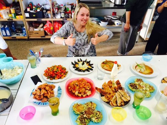 Soooooo viel leckeres Essen! Und ich mittendrin!!! 