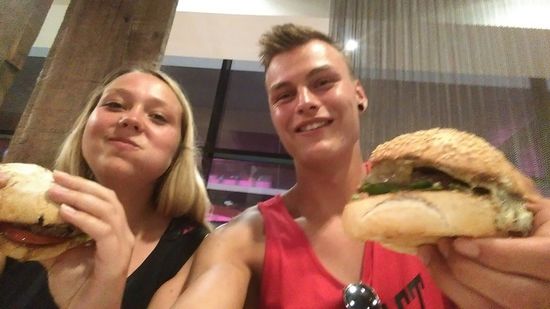 Melbourne City 
Man muss sich ja auch mal was gönnen!
Danach ging es auch noch ins Kino (Mockingjay Teil 2).
Was für ein Luxus!!!