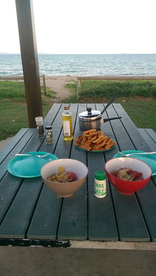 Forest Beach - Was ein Festmahl! 