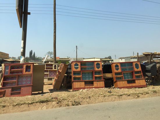 Kabwe, Verkauf von Schränken