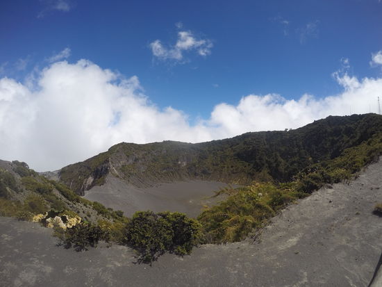 Volcan Irazu.
Geschafft und Glücklich ein Atemberaubender Anblick