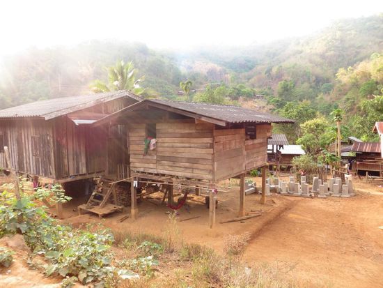 Ankunft im Karen-Dorf