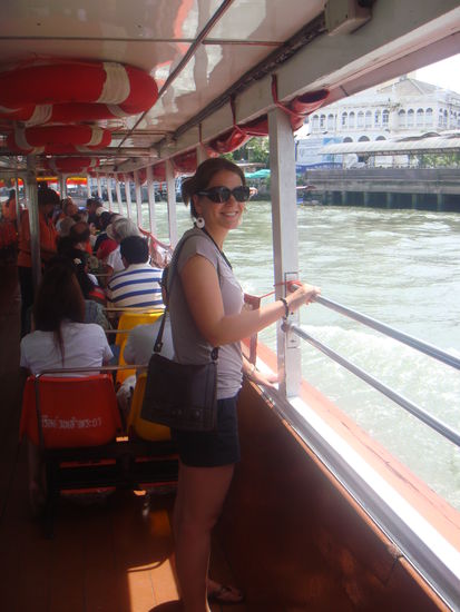 Taxiboot in Richtung Chinatown