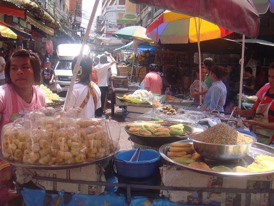 Vollgestopfte Straßen in Chinatown