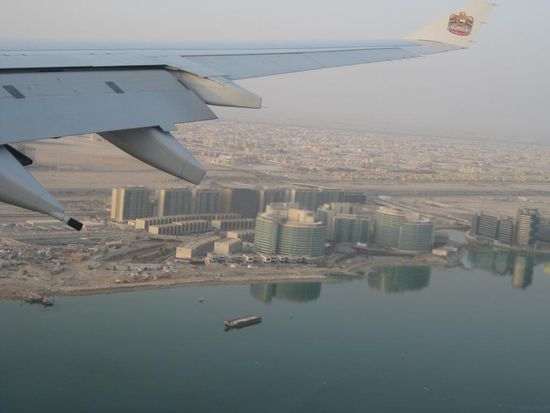Landeanflug auf Abu Dhabi