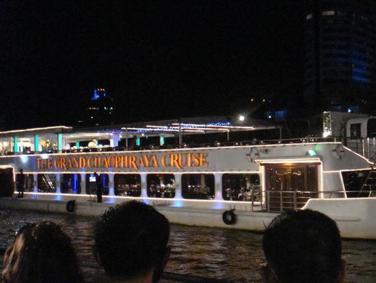 Abfahrt zum Dinner Cruise auf dem Chao Phraya River