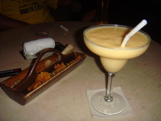 Smoothie und Fruchtchips - so lecker!