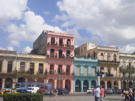 Pastellfarbene Häuser