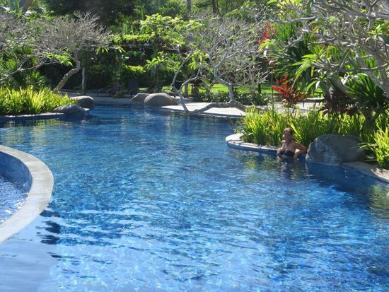 Abschied von unserem schönen Pool im Bintang Flores