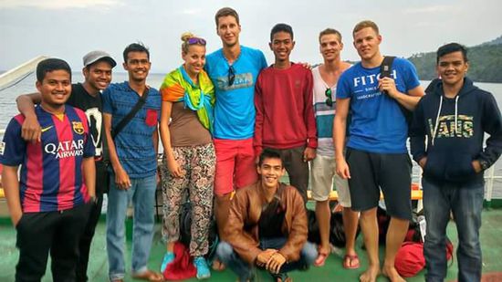 Die Locals auf der Fähre