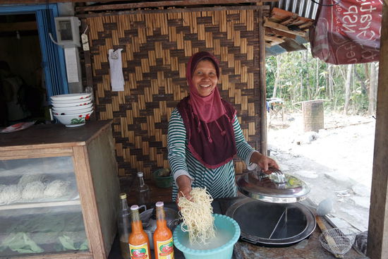 Die Köchin des besten Mie Ayam 