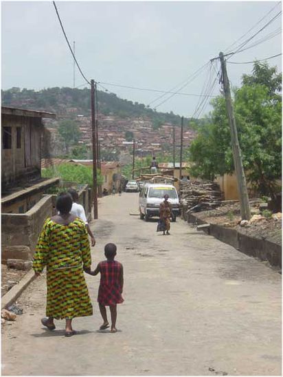 Straße in Atakpamé [32]