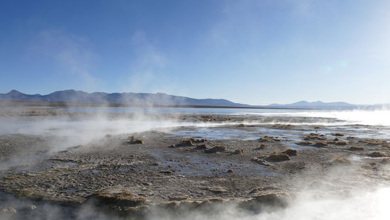 Die Landschaft rund um die heißen Quellen