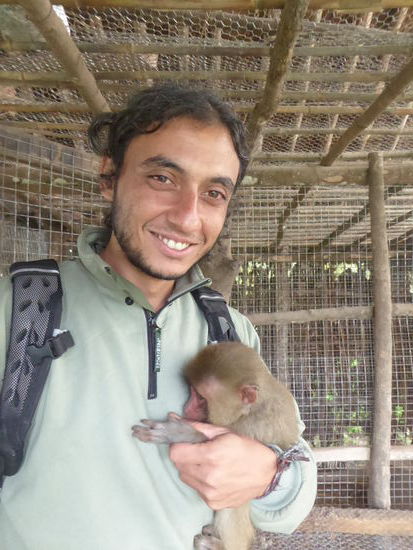 Rouz hat einen Affen - im doppelten Sinne 