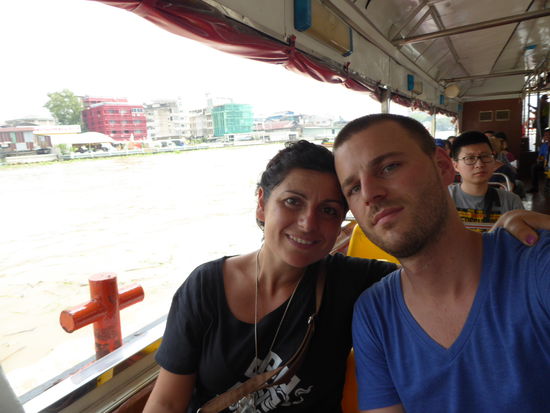 Wassertaxi zum Wat Pho!
