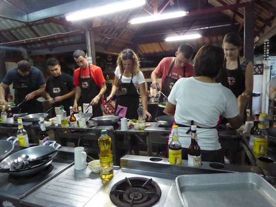 Alle fleißig am Kochen