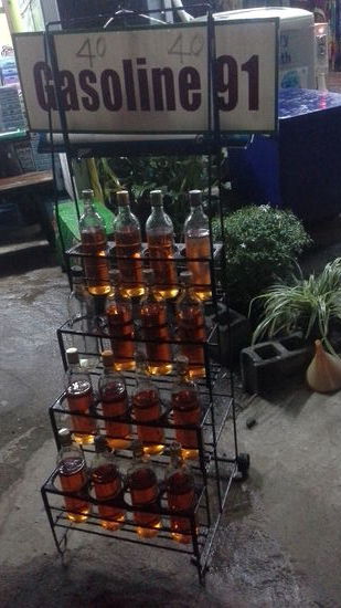 Update zur wahrscheinlich kleinsten Tankstelle der Welt