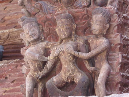 Kamasutra Unterricht beim Jagannath Mandir 
und seiner erotischen Schnitzereien