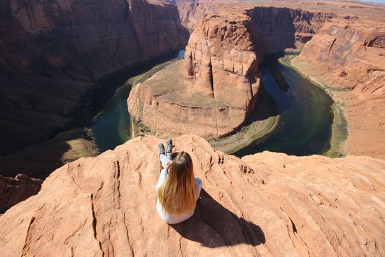 Schnell ein Foto und dann doch lieber wieder zurück vom Rand 
