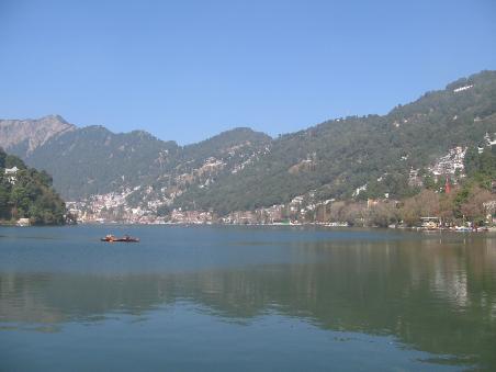 Nainital (leider gerade ohne Schwanenboot)