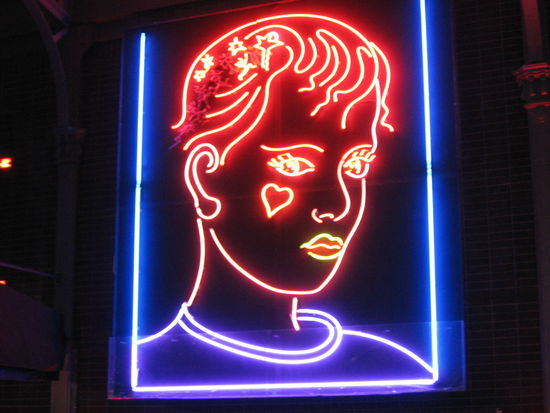 ...und mal wieder ne nette Leuchtreklame erwischt!