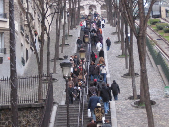 ...viele und steile Treppen...