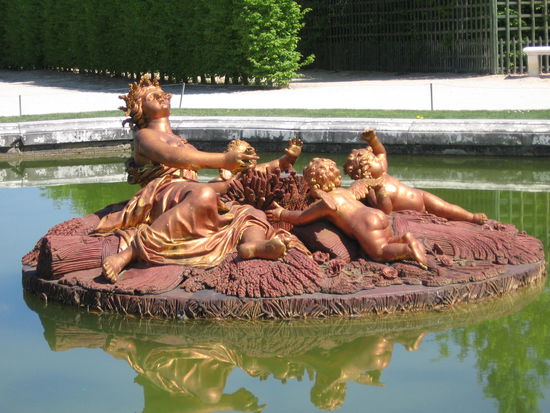 Einer der vielen Brunnen