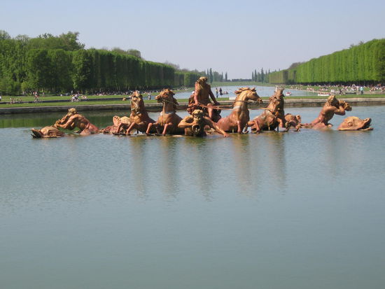 Das grosse Bassin am unteren Ende der Anlage