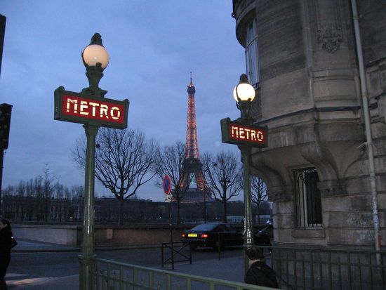 Rrrichtich! Metro und Eiffelturm 