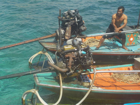 ... und öligem 4-Zylinder-Turbomotor!