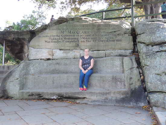 ...am Mrs. Macquarie's Chair vorbei...