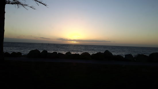 Sonnenuntergang am Rastplatz