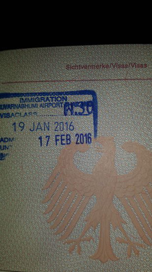 Unser 1. Stempel im Reisepass!