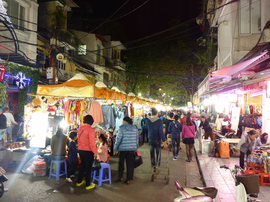 Nachtmarkt in Hanoi