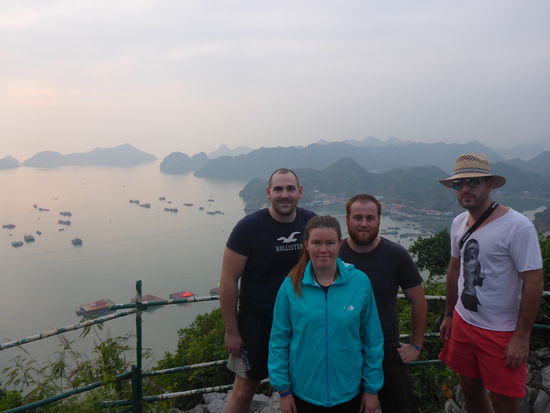 Ashley, Corey, Cem und Christian