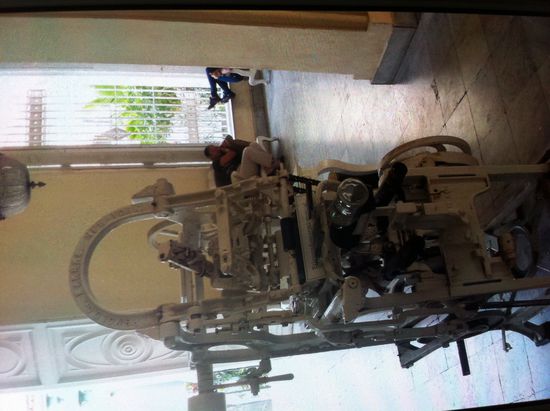 Im Bacardi Museum....am besten sind die Angestellten im Hintergrund!