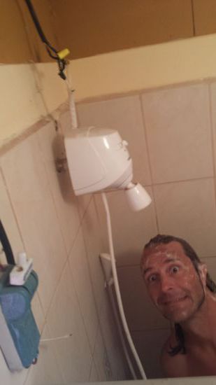 Ist das eine amerikanische Foltermethode  oder eine Costa Rica Dusche?