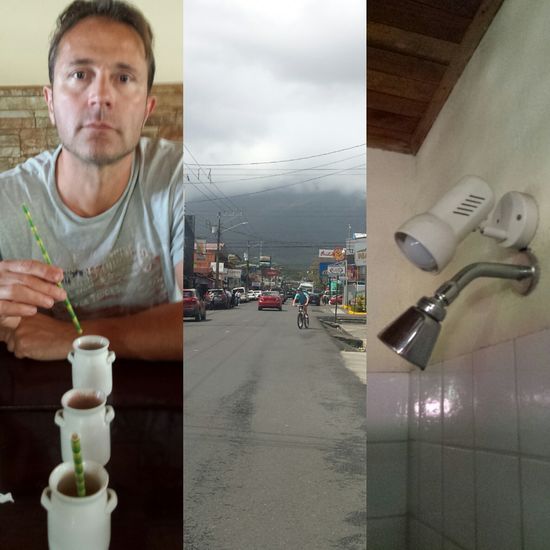 In Costa Rica gibt es keine Plastik Strohhalme mehr, die sind jetzt aus Papier. Hut ab.
In der Mitte wäre der Arenal zu sehen, wenn es nicht so neblig wäre!
Rechts ist unsere Duschbeleuchtung, Hut ab!