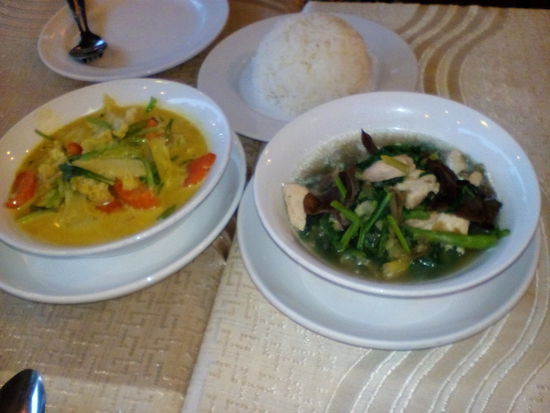 Gelbes Curry und Minced Pork