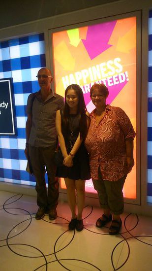 Nach dem Museum mit Sritrang in einem Shoppingcenter am Siamsquare