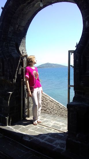 Hinduistischer Tempel Pura Pabean mit waaaaaaaaahnsinns Aussicht
A Hindu Pura Pabean templom csodás kilátással