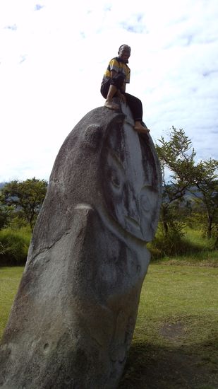 Daniel auf dem größten Megalithen