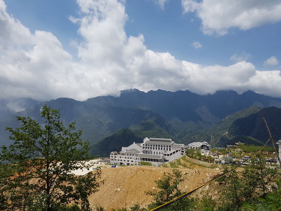 Talstation Fansipan Legend