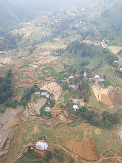 Auch aus der Gondel - Reisterrassen so weit das Auge reicht
