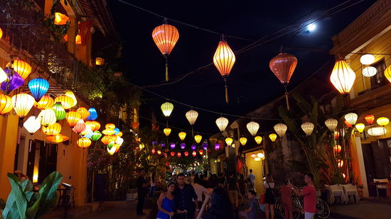 Hiermit einmal liebe Grüsse an NW und PR aus K, die diese Stadt genauso lieben, wie wir