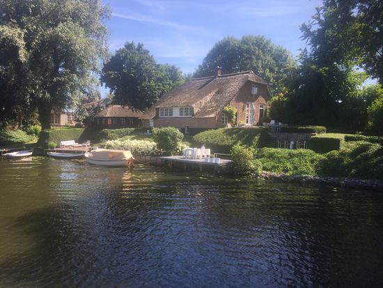 Zu verkaufen am Merwede-Kanal