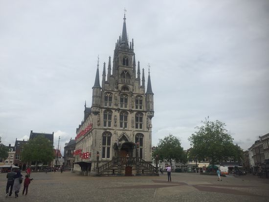 Das Rathaus auf dem Marktplatz