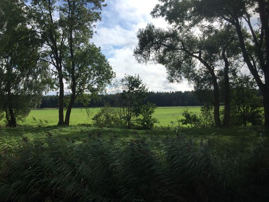 Wieder schöne Ausblicke am Kanal