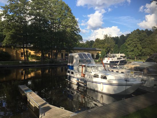 Im alten Hafen der Ziegelei