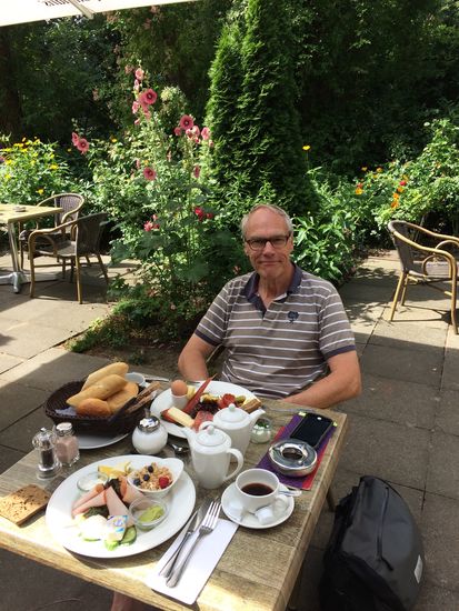 Frühstück im Grünen